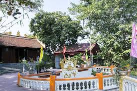 Đền thờ quan Thái Bảo