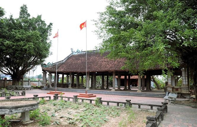 Hướng tới hội thảo khoa học lịch sử họ hồ – KHẢO LUẬN VỀ PHÁT TÍCH HỌ HỒ VIỆT NAM VÀ VẤN ĐỀ THẾ THỨ TRUYỀN THỪA DÒNG TỘC